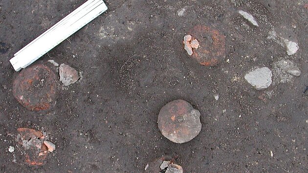 Ansamling av vikingatida vävtyngder